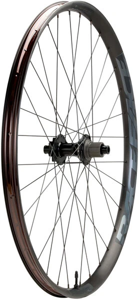 RaceFace Aeffect R EMTB 29-inch Rear 3 RaceFace Aeffect R EMTB 29-inch Rear