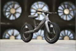 Specialized Hotwalk Carbon -Spin City Bikes specialized hotwalk carbon 387620 19