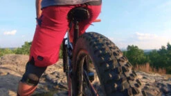 Vittoria Agarro Tire -Spin City Bikes vittoria agarro 27.5 inch 377568 1