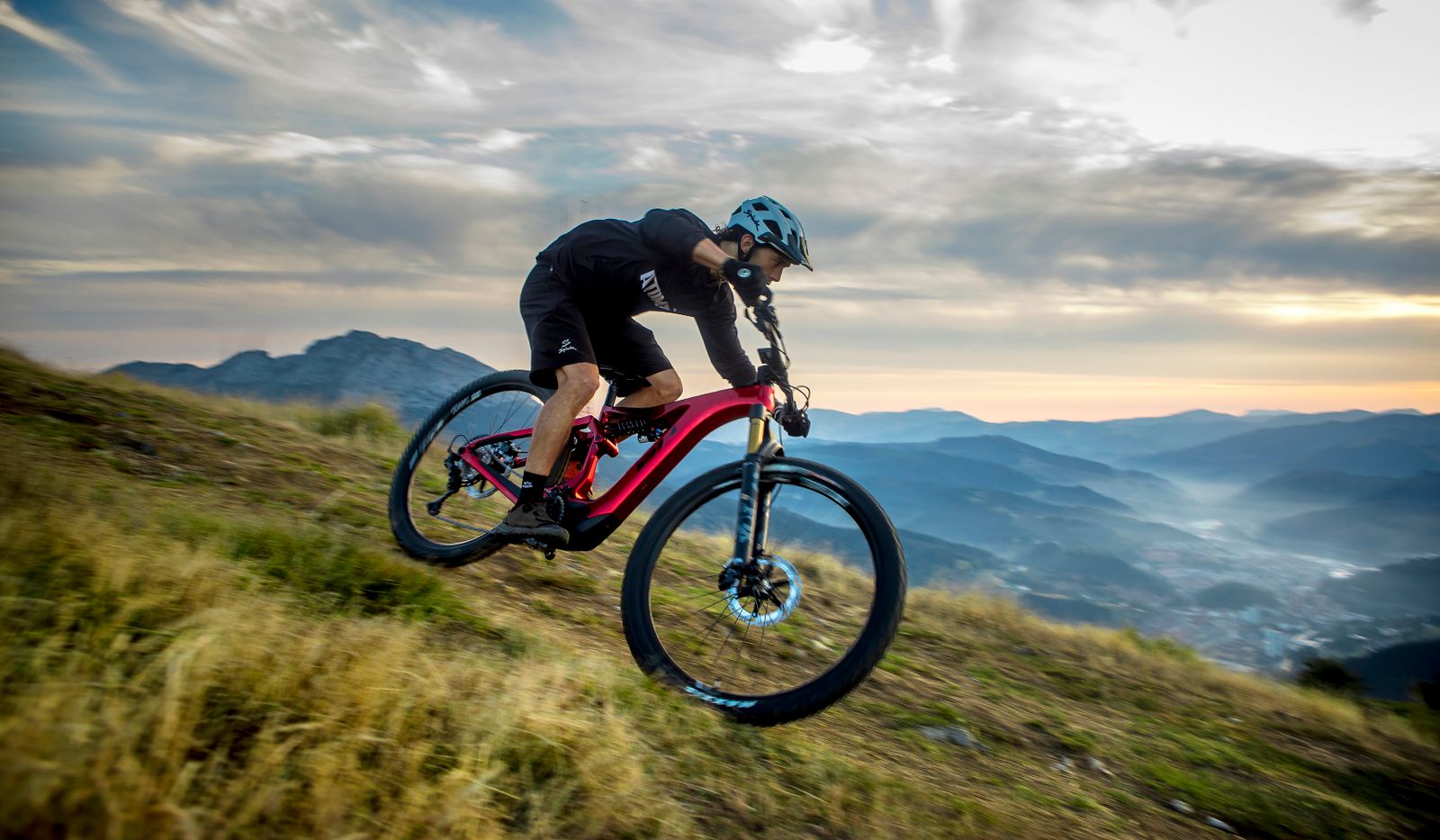 Spin City Bikes 1 Spin City Bikes -Spin City Bikes AtomX Launch Pictures Video Social Media 1672369010549